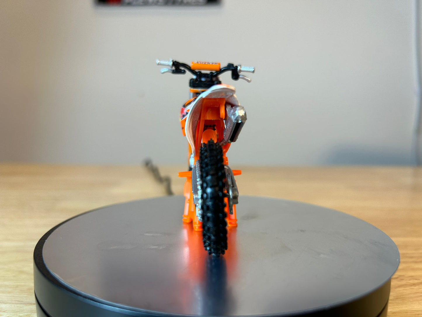 Burago Toy Models 1:18 Jeffrey Herlings KTM SXF 450 Toy Model